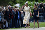 Британская звезда Донна Эйр перед церемонией венчания Пиппы Миддлтон и Джеймса Мэттьюса