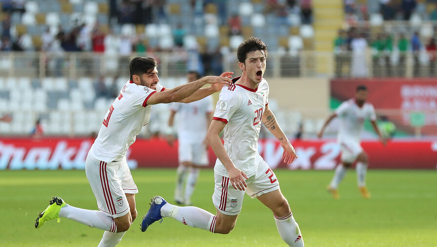 Иранские болельщики освистали гимн своей страны перед матчем с Англией на ЧМ-2022
