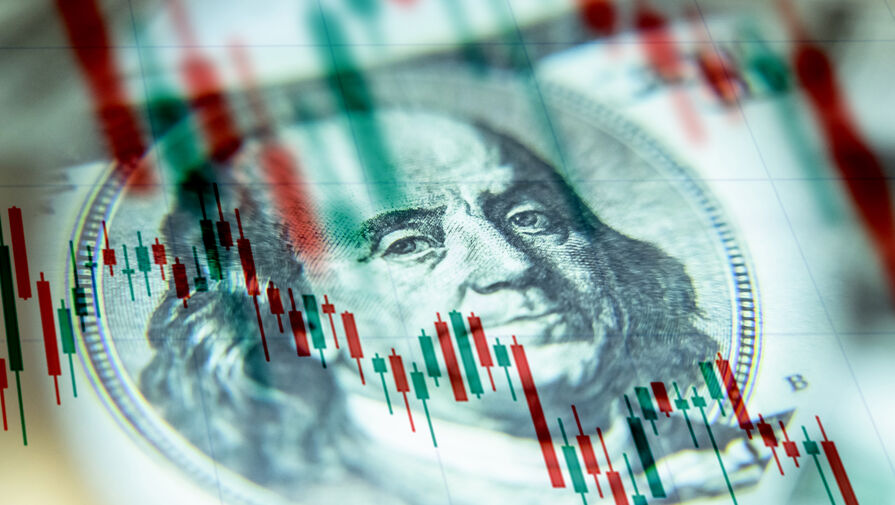 Финансисты предрекли рост доллара к концу лета