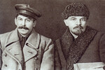 Иосиф Сталин и Владимир Ленин в 1919 году