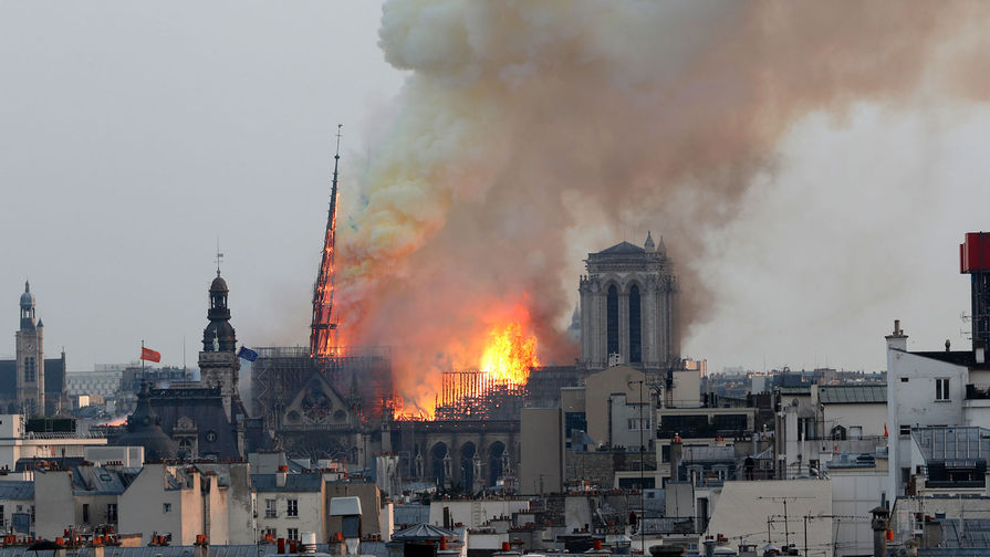 Пожар, Париж 4