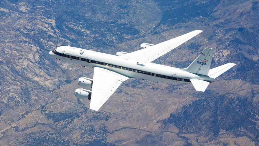 Исследовательский самолет NASA DC-8, архивный снимок
