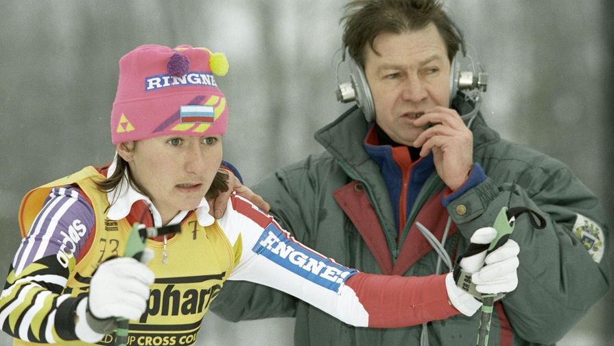 Елена Вяльбе во время старта на&nbsp;«Кубке мира» по&nbsp;лыжным гонкам, 1994 год