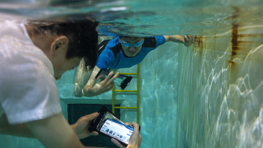 Инженеры разработали мессенджер для общения под водой