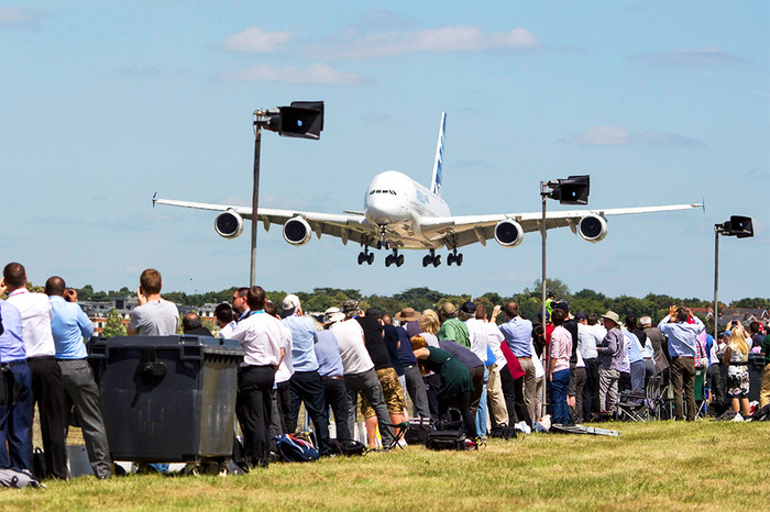 Пассажирский самолет Airbus А380&nbsp;на&nbsp;Международном авиационно-космическом салоне &laquo;Фарнборо-2014&raquo;
