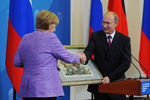 В июне 2013 года Владимир Путин подарил канцлеру Германии Ангеле Меркель литографию, посвященную подписанию российско-германского торгового соглашения в 1894 году
