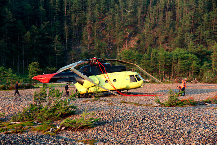 Вертолет Ми-8T авиакомпании «Восток», разбившийся в Хабаровском крае и поднятый со дна Охотского моря