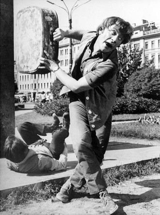 Кадр из фильма «Невероятные приключения итальянцев в России», 1974 год