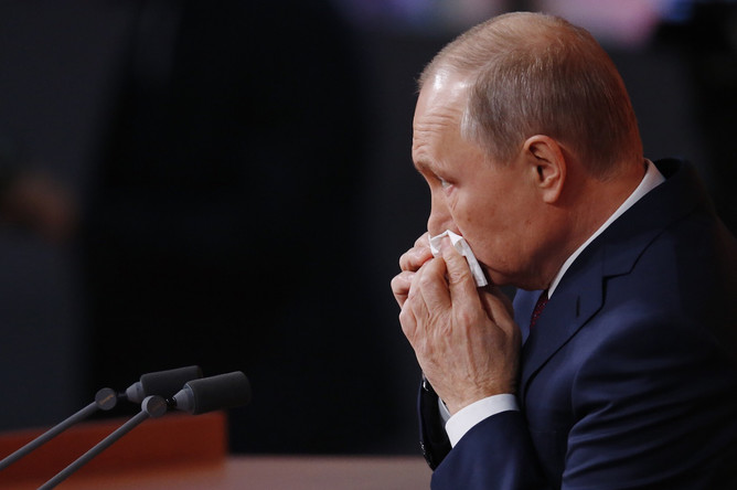 Президент России Владимир Путин во время ежегодной пресс-конференции в Москве, 14 декабря 2017 года