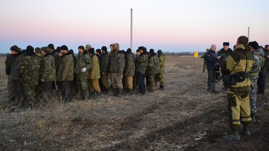 Обмен пленными между военными ДНР, ЛНР и украинскими силовиками под Луганском, 2015 год