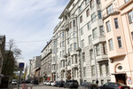 Дом на Поварской улице, в котором находится квартира заместителя министра обороны РФ Тимура Иванова, 2024 год 
