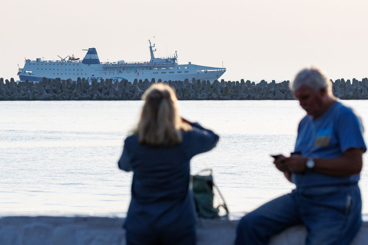 Россиян возвращают в Трабзон: первый за 14 лет паром из Турции не смог зайти в порт Сочи
