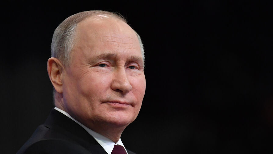 Глава Петербурга назвал Путина безусловным национальным лидером России