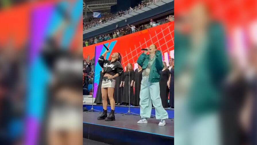 Группа t.A.T.u. воссоединилась для выступления на матче Зенит Спартак в Петербурге