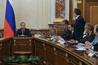 Дмитрий Медведев представляет нового вице-премьера Виталия Мутко
