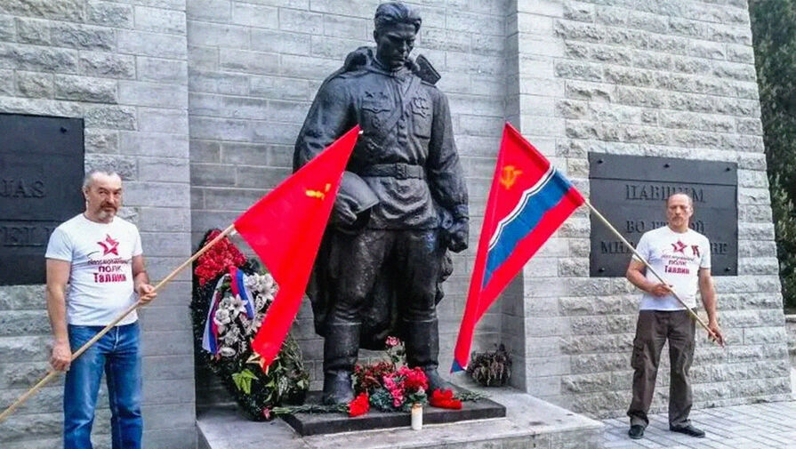 Организатора Бессмертного полка в Эстонии Сергея Чаулина лишили ВНЖ и выслали из страны