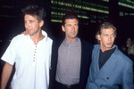Алек Болдуин со своими братьями Уильямом (слева) и Стивеном (справа), 1989 год