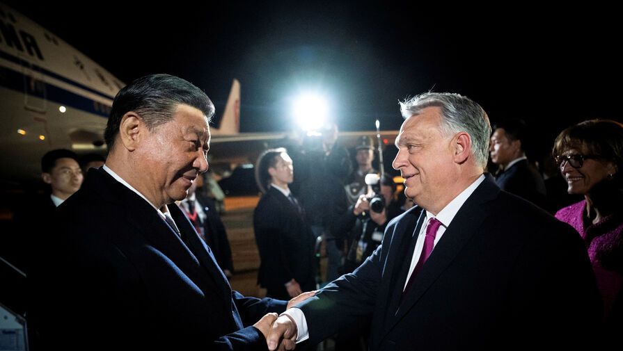 Орбан заявил, что еще в 2009 году условился с Си Цзиньпином укреплять отношения