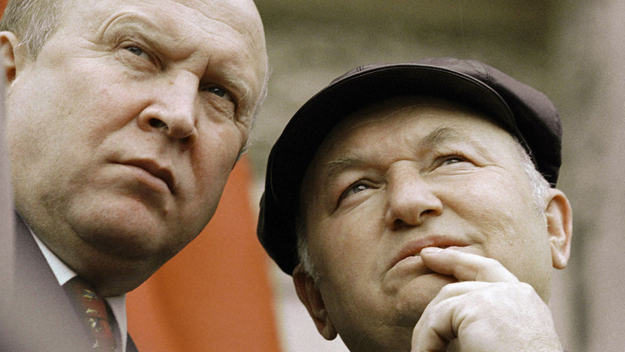 Вице-мэр Москвы Валерий Шанцев и мэр Юрий Лужков, 1999 год