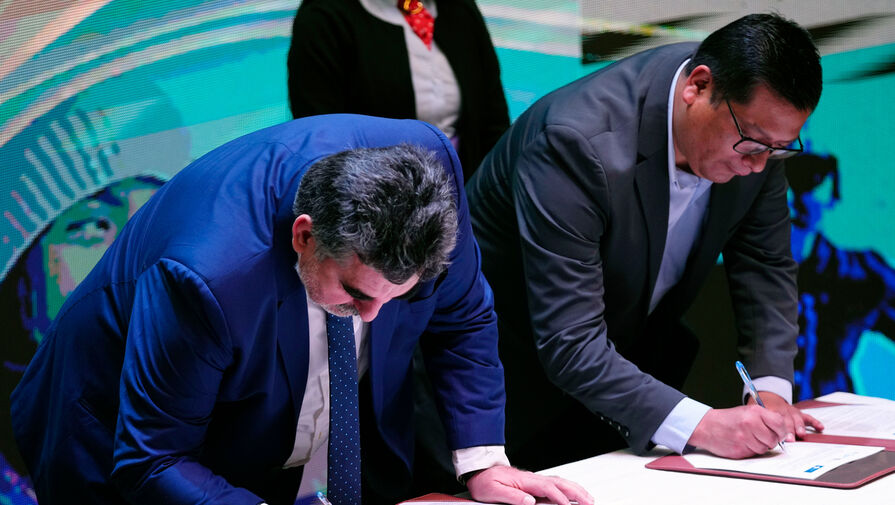 Инвестиции на $600 млн. "Росатом" подписал соглашение о добыче лития в Боливии