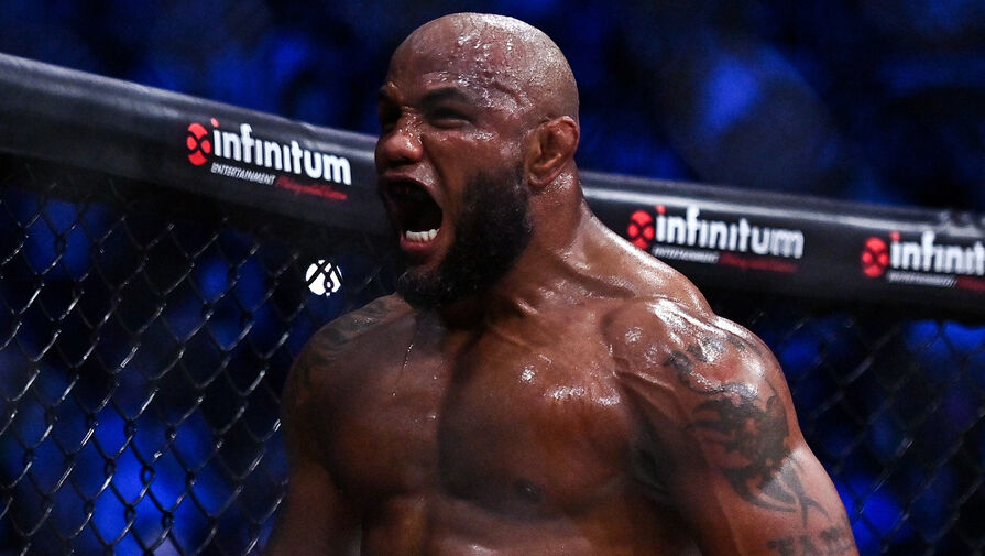 Фанаты опасаются, что экс-звезда UFC страдает от повреждения мозга после его лая на камеру
