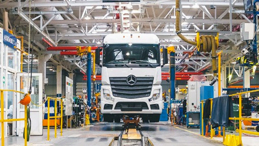 Концерн Daimler ведет переговоры о продаже доли в КамАЗе