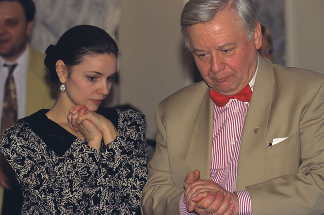 Олег Табаков и его супруга Марина Зудина, 1998 год