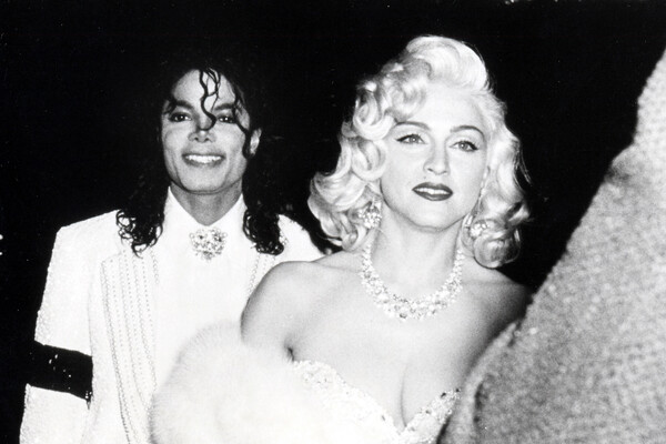 Легендарное появление «короля поп-музыки» Майкла Джексона и певицы Мадонны на&nbsp;церемонии вручения премии &laquo;Оскар&raquo; в&nbsp;1991 году