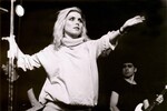 Солистка группы Blondie Дебби Харри во время выступления в 1978 году 