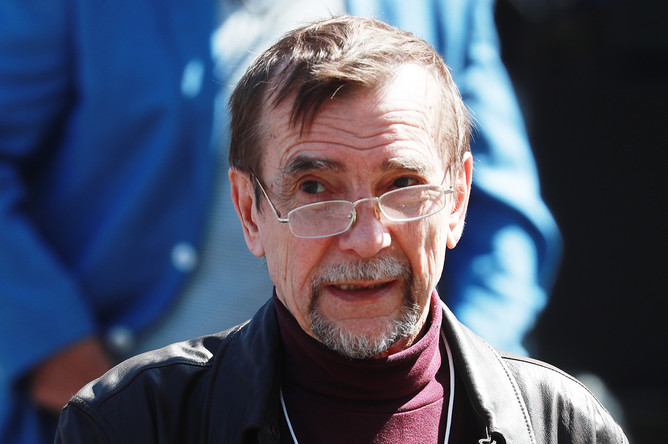Правозащитник Лев Пономарев на митинге оппозиции на проспекте Академика Сахарова в Москве, 6 мая 2017 года