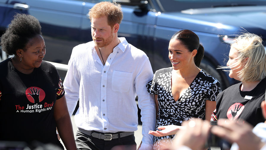 Герцогиня Сассекская Меган и принц Гарри Уэльский в Кейптауне во время визита в ЮАР, 23 сентября 2019 года