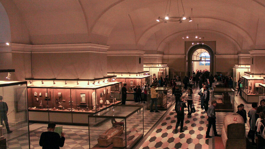 Стало известно, каких иностранных экспонатов может лишиться Эрмитаж