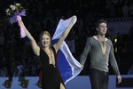 Новоиспеченные чемпионы Европы Екатерина Боброва и Дмитрий Соловьев