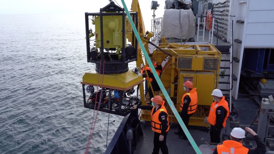 Cпециалисты Центра подводных исследований РГО работают на&nbsp;месте обнаружения судна