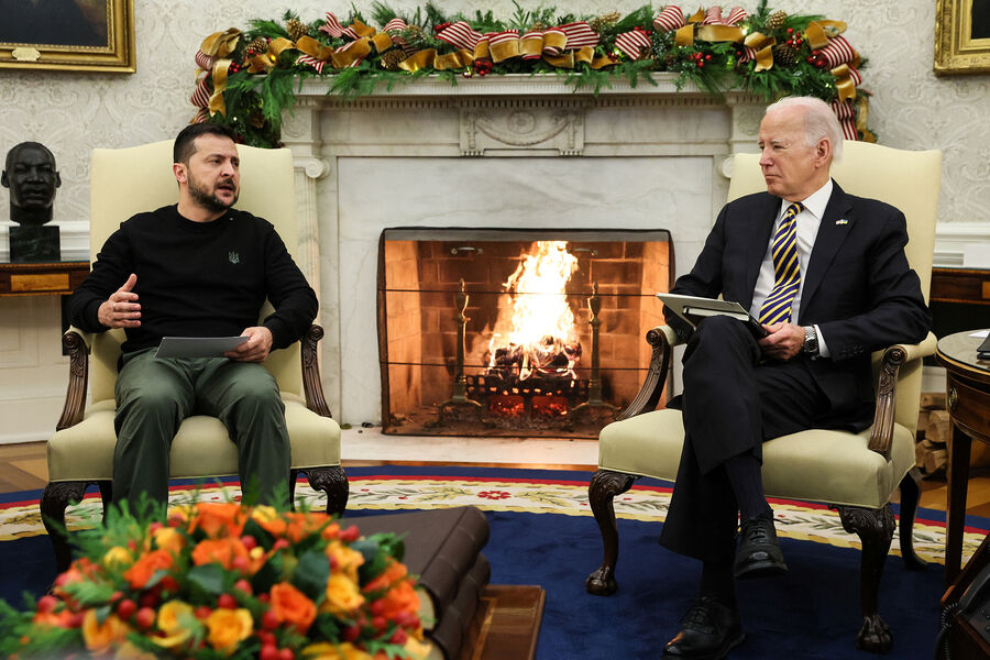Президент Украины Владимир Зеленский и президент США Джо Байден во время встречи в Вашингтоне, 12 декабря 2023 года 