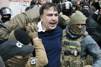 Бывший президент Грузии и бывший губернатор Одесской области Украины Михаил Саакашвили во время задержания в Киеве, 5 декабря 2017 года