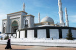 Мечеть Хазрет Султан в Нур-Султане (ранее Акмолинск, Целиноград, Акмола, Астана?)