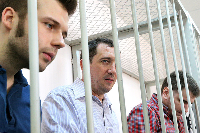 Илья Гущин, Александр Марголин и Алексей Гаскаров, обвиняемые по делу о беспорядках на Болотной площади 6 мая 2012 года