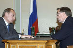 Президент России Владимир Путин и председатель Высшего арбитражного суда России Вениамин Яковлев, 2004 год