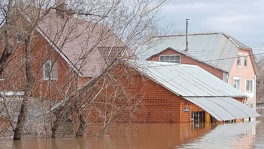 Количество подтопленных паводком домов в России сократилось
