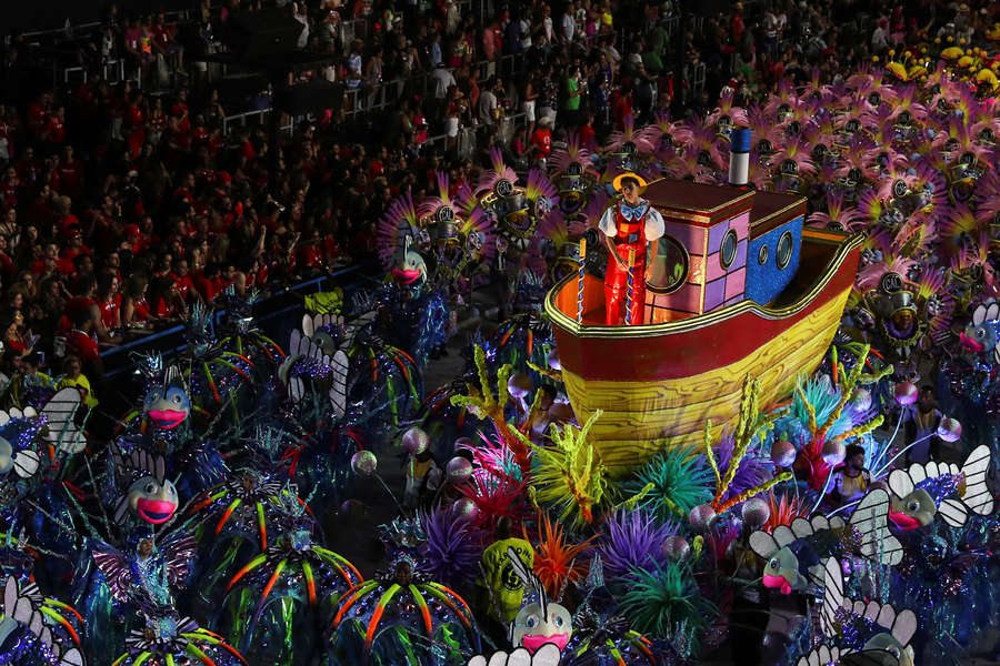 Во время карнавала в&nbsp;Рио-де-Жанейро, 23&nbsp;апреля 2022&nbsp;года