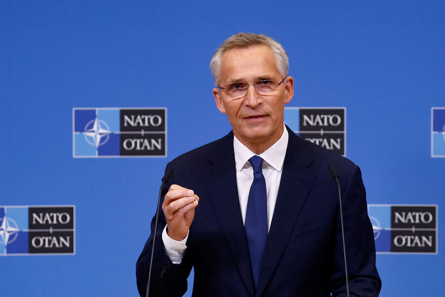 Генсек НАТО Столтенберг призвал страны Запада готовиться к затяжному конфликту на Украине