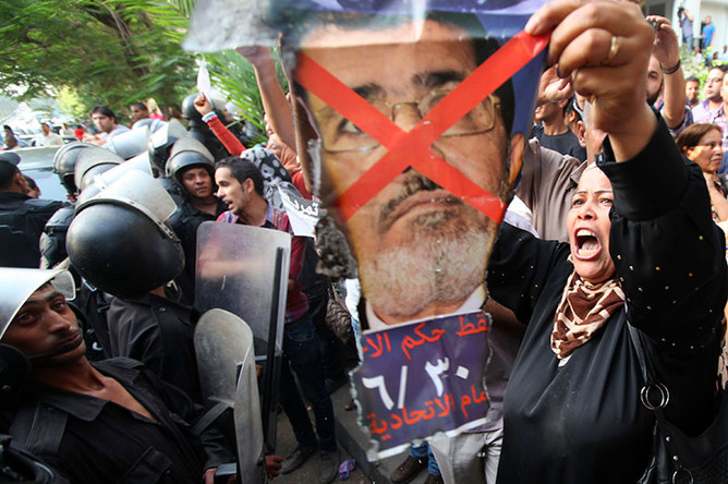 Египетская оппозиция собрала 15 млн подписей за отставку Мурси