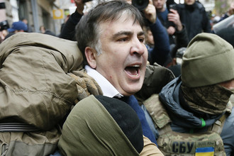Бывший президент Грузии и бывший губернатор Одесской области Украины Михаил Саакашвили во время задержания в Киеве, 5 декабря 2017 года