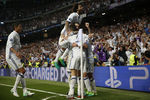 Мадридский «Реал» разгромил «Атлетико» со счетом 3:0 в первом полуфинальном матче Лиги чемпионов