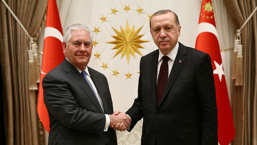 Госсекретарь США Рекс Тиллерсон во время встречи с президентом Турции Реджепом Тайипом Эрдоганом в Анкаре, 15 февраля 2018 года