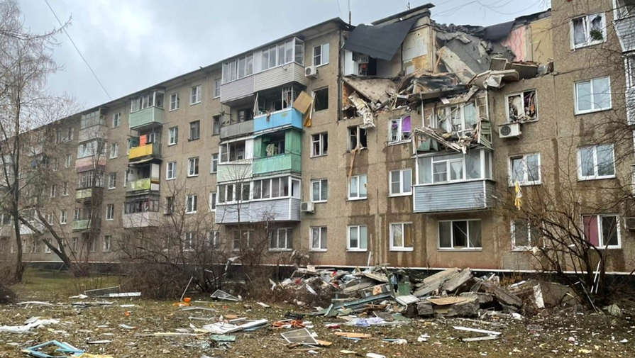 Выбежала женщина в огне: очевидцы рассказали о взрыве газа в жилом доме в Ступино