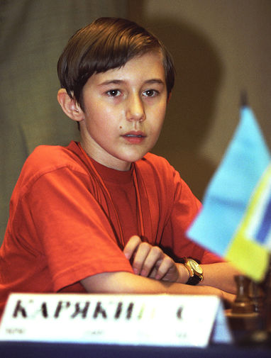В&nbsp;2002 году Сергей Карякин, набрав все необходимые баллы в&nbsp;зачет гроссмейстерской нормы, стал самым юным гроссмейстером в&nbsp;истории шахмат