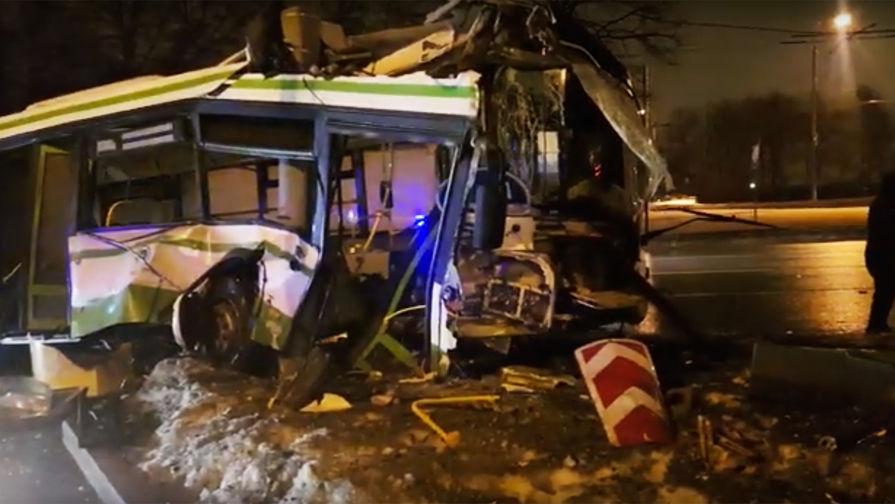 Последствия ДТП с&nbsp;рейсовым автобусом в&nbsp;Москве, 25 февраля 2019 года