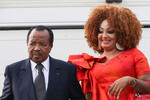 Президент Камеруна Поль Бийя и его супруга Шанталь в аэропорту Пулково